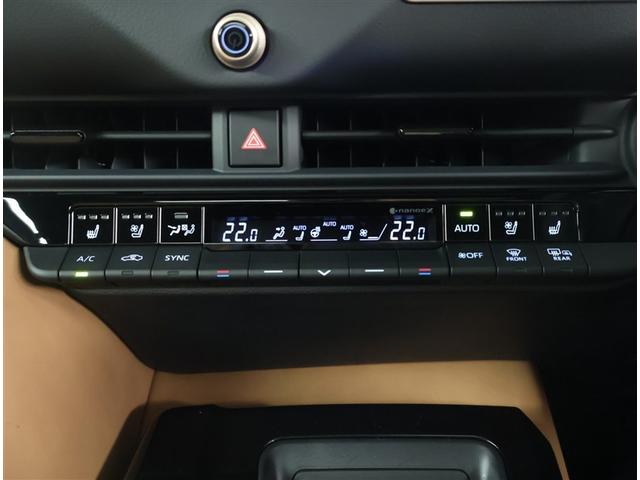 クラウンスポーツ Z ムーンルーフ AWD フルセグテレビ ETC車載器 TVナビ クルコン 横滑り防止装置 エアバッグ 本革 AC100V ミュージックプレイヤー接続可 メモリナビ ドラレコ 寒冷地仕様 キーレス ABS(16枚目)