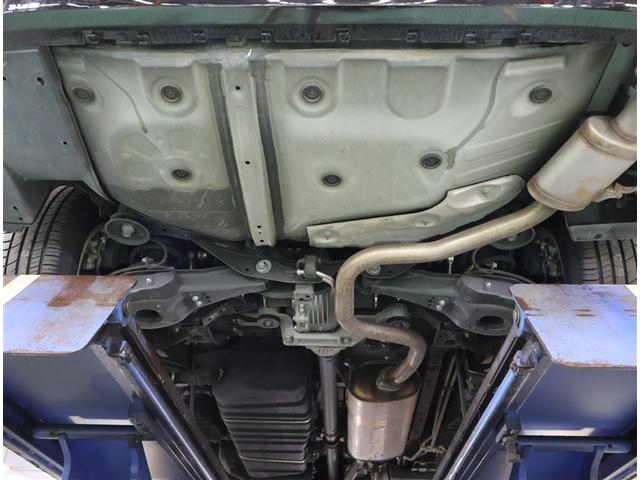 アルファード ２．５Ｘ　ＤＶＤ再生機能　地デジ　フルフラット　クルコン　ＬＥＤ　エアバッグ　バックカメラ　ＥＴＣ　ＡＢＳ　ナビ＆ＴＶ　オートエアコン　ダブルエアコン　盗難防止装置　３列シート　４ＷＤ　スマートキー　記録簿（22枚目）