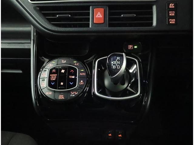 ノア ハイブリッドＧ　Ｒカメラ　スマートキー＆プッシュスタート　ＬＥＤへッドライト　地デジ　イモビライザー　記録簿有　Ｗエアコン　パワーウインドウ　アルミ　クルコン　エアバッグ　横滑り防止　ＤＶＤ再生機能　フルフラット（12枚目）