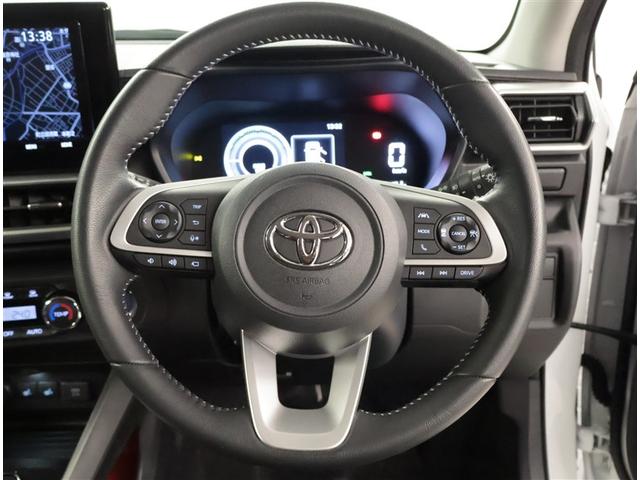 ライズ Ｚ　衝突軽減Ｂ　定期点検記録簿　Ｂカメラ　ナビ＆ＴＶ　メモリーナビゲーション　ＬＥＤライト　フルセグＴＶ付　クルーズコントロール　スマートキー　ＤＶＤ　ＡＣ　アルミホイール　イモビ　ＥＴＣ車載器　キーレス（6枚目）