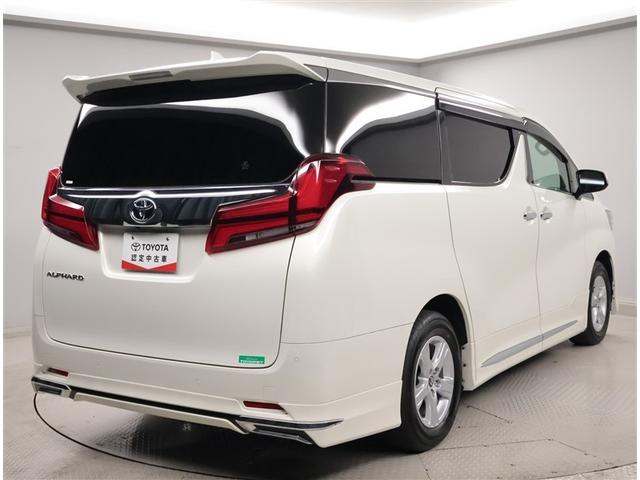 アルファード ２．５Ｘ　衝突回避システム　Ｒカメラ　イモビライザー　ＥＴＣ車載器　オートエアコン　ＬＥＤヘッドライト　３列シート　クルコン　フルフラットシート　スマートキー　リアエアコン　ＥＳＣ　ＡＷ　エアバック　キーレス（3枚目）