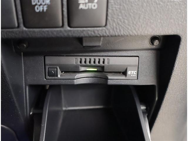 アルファード ２．５Ｘ　衝突回避システム　Ｒカメラ　イモビライザー　ＥＴＣ車載器　オートエアコン　ＬＥＤヘッドライト　３列シート　クルコン　フルフラットシート　スマートキー　リアエアコン　ＥＳＣ　ＡＷ　エアバック　キーレス（14枚目）