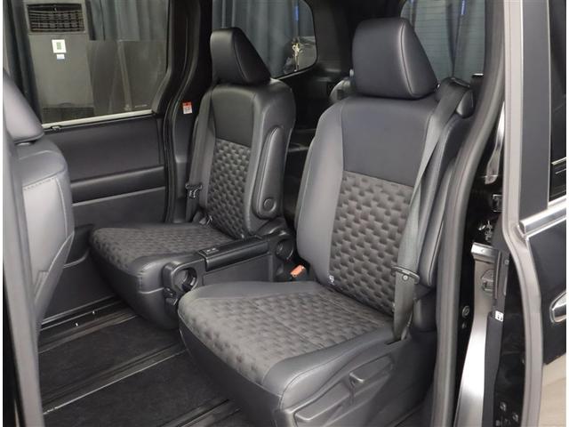 ヴォクシー ハイブリッドS-Z パワーウィンドウ DVD再生機能 インテリキー 横滑防止装置 地デジTV アクティブクルーズコントロール フルオートエアコン リアカメラ エアバッグ ABS 100V充電 ナビTV WAC キーレス(21枚目)