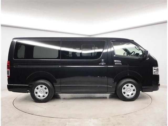 ハイエースバン スーパーＧＬ　ダークプライムＩＩ　運転席助手席エアバック　ＥＳＣ　フルフラット　スマートエントリー　ＬＥＤライト　地デジ　エアコン　パワーウィンドウ　エアバック　キーレスエントリー　イモビライザー　ＥＴＣ付き　パワーステアリング（4枚目）