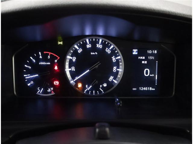 ハイエースバン スーパーＧＬ　ダークプライムＩＩ　運転席助手席エアバック　ＥＳＣ　フルフラット　スマートエントリー　ＬＥＤライト　地デジ　エアコン　パワーウィンドウ　エアバック　キーレスエントリー　イモビライザー　ＥＴＣ付き　パワーステアリング（7枚目）