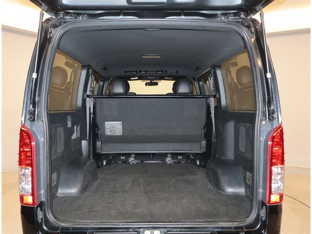 ハイエースバン スーパーＧＬ　ダークプライムＩＩ　運転席助手席エアバック　ＥＳＣ　フルフラット　スマートエントリー　ＬＥＤライト　地デジ　エアコン　パワーウィンドウ　エアバック　キーレスエントリー　イモビライザー　ＥＴＣ付き　パワーステアリング（19枚目）