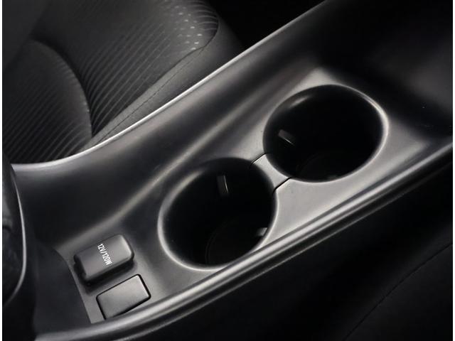 プリウス Ｓ　衝突軽減　４ｗｄ　フルセグＴＶ　エアコン　ＬＥＤヘッドライト　バックガイドモニター　クルコン　ＥＴＣ車載器　盗難防止システム　メモリナビ　パワーステアリング　カーテンエアバック　ＡＢＳ　エアバッグ（11枚目）