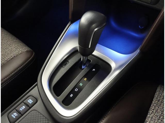 ヤリスクロス ハイブリッドZ インテリジェントキー アルミホイル LEDライト リアカメラ ナビ クルーズコントロール 整備記録簿 横滑り防止システム メモリーナビゲーション 電動シ-ト パワステ オートエアコン キーフリー(13枚目)