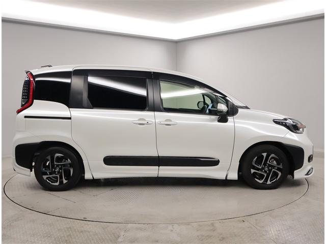 シエンタ Ｚ　Ｗ電動ドア　イモビ　クルーズＣ　ＬＥＤヘッドランプ　アルミ　ＥＴＣ　Ｓキー　横滑り防止機能　メモリーナビ　パワーウィンドウ　記録簿　エアバック　ＡＢＳ　ドラレコ　カーテンエアバック　ウォークスルー（4枚目）