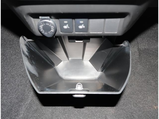 ルーミー カスタムG アイドリング 両側電動SD LEDヘット バックビューモニター 衝突回避ブレーキ フルフラット 地デジ スマートキー メモリナビ クルーズコントロール 点検記録簿 DVD ETC ドライブレコーダー(18枚目)