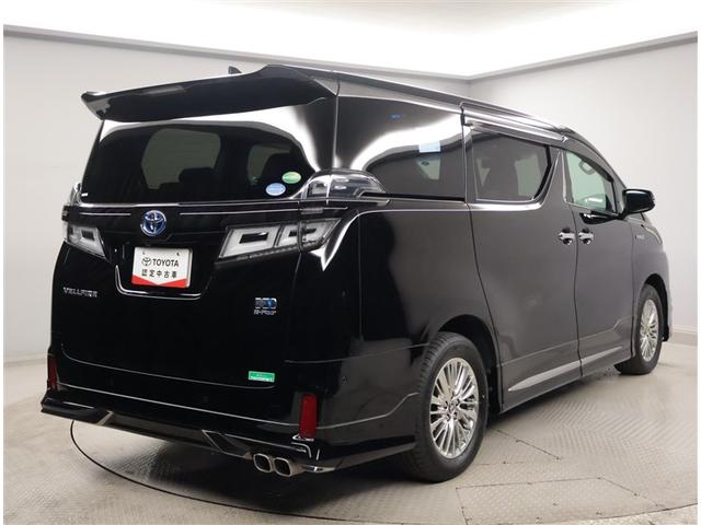 ヴェルファイアハイブリッド Z ゴールデンアイズ 衝突軽減 記録簿 Bカメラ オートエアコン ミュージックプレイヤー接続可 盗難防止システム ETC車載器 AC100V キーレス ナビTV 地デジ 横滑り防止 エアロ 3列シート DVD再生 4WD(3枚目)