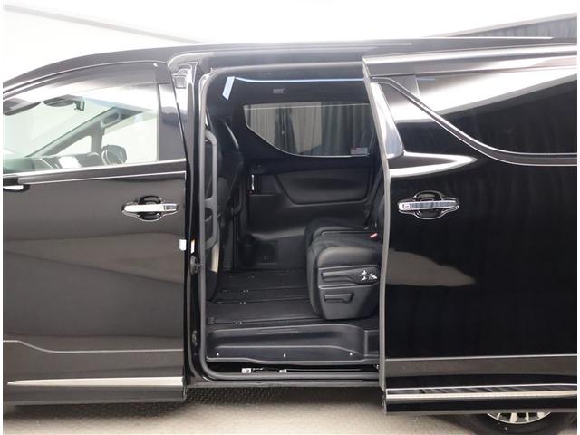 ヴェルファイアハイブリッド Z ゴールデンアイズ 衝突軽減 記録簿 Bカメラ オートエアコン ミュージックプレイヤー接続可 盗難防止システム ETC車載器 AC100V キーレス ナビTV 地デジ 横滑り防止 エアロ 3列シート DVD再生 4WD(26枚目)