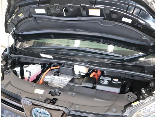 ヴェルファイアハイブリッド Z ゴールデンアイズ 衝突軽減 記録簿 Bカメラ オートエアコン ミュージックプレイヤー接続可 盗難防止システム ETC車載器 AC100V キーレス ナビTV 地デジ 横滑り防止 エアロ 3列シート DVD再生 4WD(28枚目)