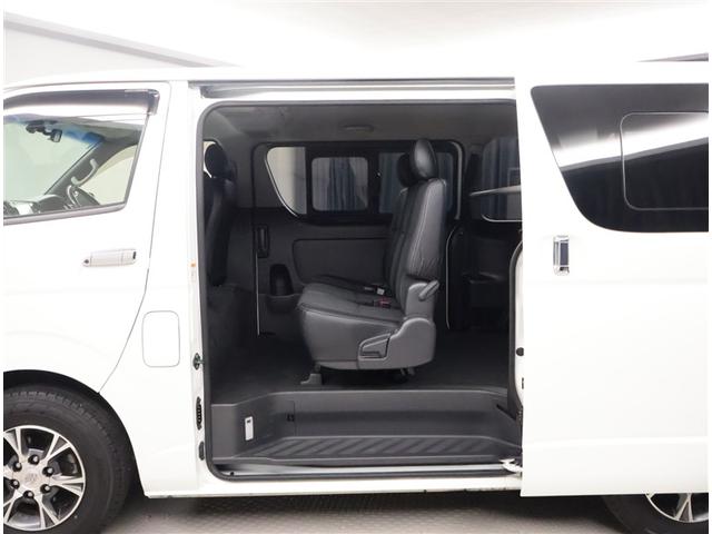 ハイエースバン スーパーGL ダークプライム ドライブレコーダー付 Wエアコン セキュリティー ナビTV DVD再生 AC メモリナビ LEDヘッドランプ パワステ 運転席エアバッグ ETC Bカメラ アルミ ABS キーレスキー フルセグ視聴可(18枚目)