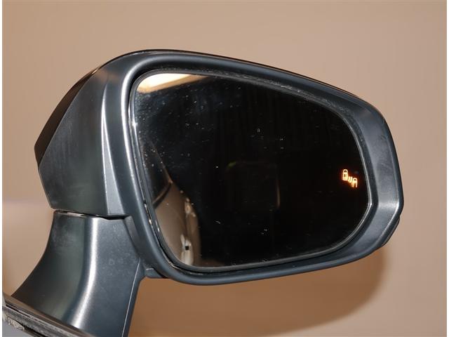 カローラクロス ハイブリッド Z 電動シート 衝突軽減ブレ メモリーナビ AC100V LEDライト オートクルーズコントロール ミュージックプレイヤー接続可 キーレス アルミホイール フルセグTV ドラレコ 4WD 寒冷地仕様(16枚目)