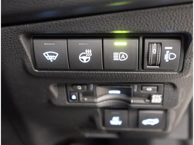 カローラクロス ハイブリッド Z 電動シート 衝突軽減ブレ メモリーナビ AC100V LEDライト オートクルーズコントロール ミュージックプレイヤー接続可 キーレス アルミホイール フルセグTV ドラレコ 4WD 寒冷地仕様(18枚目)