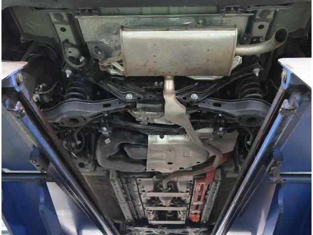 カローラクロス ハイブリッド Z 電動シート 衝突軽減ブレ メモリーナビ AC100V LEDライト オートクルーズコントロール ミュージックプレイヤー接続可 キーレス アルミホイール フルセグTV ドラレコ 4WD 寒冷地仕様(24枚目)