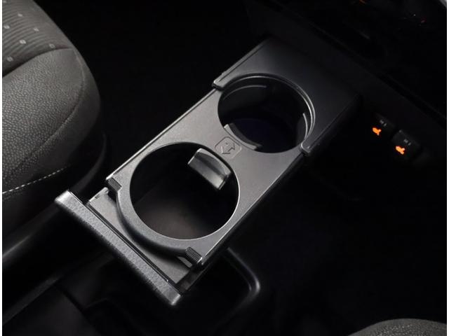 ノア ハイブリッドＧ　Ｒカメラ　スマートキー＆プッシュスタート　ＬＥＤへッドライト　イモビライザー　記録簿有　Ｗエアコン　パワーウインドウ　アルミ　クルコン　エアバッグ　横滑り防止　フルフラット　パワステ　ナビＴＶ　ＡＢＳ（14枚目）