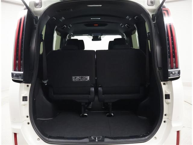 ノア ハイブリッドＧ　Ｒカメラ　スマートキー＆プッシュスタート　ＬＥＤへッドライト　イモビライザー　記録簿有　Ｗエアコン　パワーウインドウ　アルミ　クルコン　エアバッグ　横滑り防止　フルフラット　パワステ　ナビＴＶ　ＡＢＳ（24枚目）