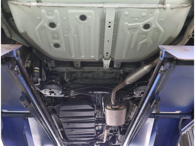 ノア ハイブリッドＧ　Ｒカメラ　スマートキー＆プッシュスタート　ＬＥＤへッドライト　イモビライザー　記録簿有　Ｗエアコン　パワーウインドウ　アルミ　クルコン　エアバッグ　横滑り防止　フルフラット　パワステ　ナビＴＶ　ＡＢＳ（26枚目）