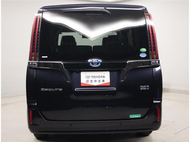 エスクァイア ハイブリッドGiプレミアムパッケジブラックテーラード 誤発進抑制機能 Bカメラ スマートキー ナビ&TV イモビライザー LEDランプ ETC車載器 クルーズコントロール アルミ 地デジ 横滑り防止装置 キーレス ABS DVD再生 3列シート 記録簿(2枚目)