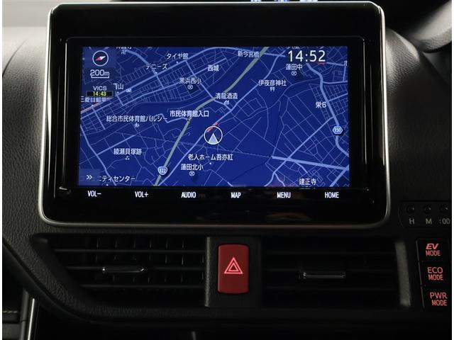 エスクァイア ハイブリッドGiプレミアムパッケジブラックテーラード 誤発進抑制機能 Bカメラ スマートキー ナビ&TV イモビライザー LEDランプ ETC車載器 クルーズコントロール アルミ 地デジ 横滑り防止装置 キーレス ABS DVD再生 3列シート 記録簿(8枚目)
