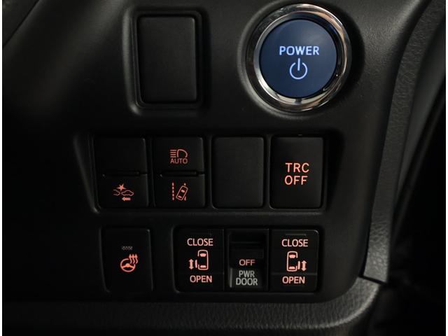 エスクァイア ハイブリッドGiプレミアムパッケジブラックテーラード 誤発進抑制機能 Bカメラ スマートキー ナビ&TV イモビライザー LEDランプ ETC車載器 クルーズコントロール アルミ 地デジ 横滑り防止装置 キーレス ABS DVD再生 3列シート 記録簿(20枚目)