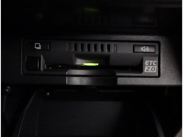 エスクァイア ハイブリッドGiプレミアムパッケジブラックテーラード 誤発進抑制機能 Bカメラ スマートキー ナビ&TV イモビライザー LEDランプ ETC車載器 クルーズコントロール アルミ 地デジ 横滑り防止装置 キーレス ABS DVD再生 3列シート 記録簿(21枚目)