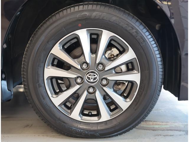 エスクァイア ハイブリッドGiプレミアムパッケジブラックテーラード 誤発進抑制機能 Bカメラ スマートキー ナビ&TV イモビライザー LEDランプ ETC車載器 クルーズコントロール アルミ 地デジ 横滑り防止装置 キーレス ABS DVD再生 3列シート 記録簿(29枚目)