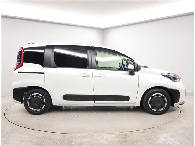 シエンタ ハイブリッドZ TSS フルフラットシート エアバック アルミ キーレスエントリー ナビTV イモビライザー 整備記録簿 バックモニター LEDヘッドライト ETC車載器 横滑り防止 スマートキー オートエアコン(4枚目)