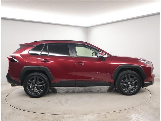 ＲＡＶ４ アドベンチャー　リヤカメラ　寒冷地　記録簿付　アルミ　クルーズＣ　ナビテレビ　ＬＥＤライト　イモビ　地デジ　ＥＳＣ　スマキー　ＰＳ　ＥＴＣ付き　ドラレコ付き　エアコン　４ＷＤ車　電動パワーシート　パワーウインドウ（4枚目）