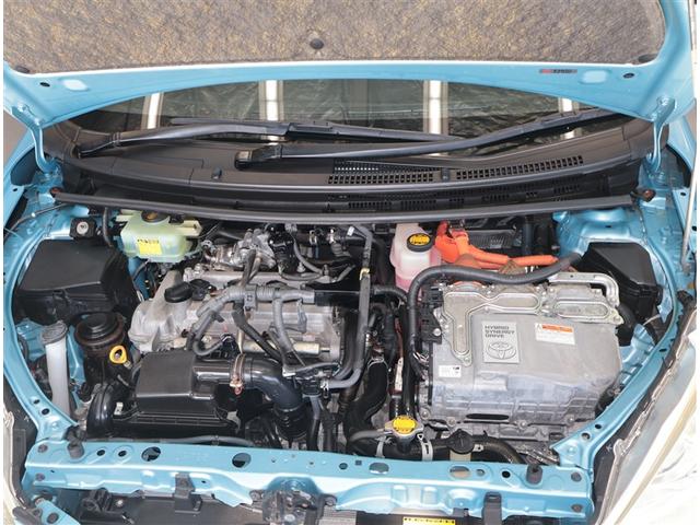 アクア Ｇ　バックモニタ　セキュリティー　メンテナンスノート　デュアルエアバック　ナビＴＶ　パワーウィンドウ　ＥＳＣ　ＡＴエアコン　ＡＢＳ　パワーステアリング　アルミ　運転席エアバッグ　キーレススタートシステム（17枚目）