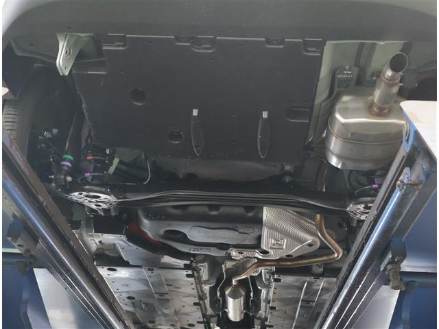 ヤリスクロス ハイブリッドＺ　ドライブレコーダ　インテリジェントキー　アルミホイル　ＬＥＤライト　リアカメラ　クルーズコントロール　整備記録簿　横滑り防止システム　ナビＴＶ　メモリーナビゲーション　電動シ－ト　パワステ　キーフリー（24枚目）