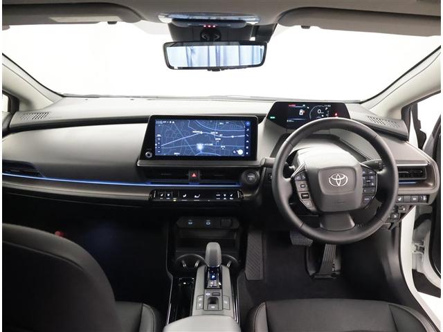 プリウス Ｚ　リアカメラ　パノラマサンルーフ　プリクラッシュ　ＰＷシート　メモリナビ　ＡＣ１００Ｖ電源　ＬＥＤランプ　ナビ・ＴＶ　オートクルーズ　アルミホイール　ドライブレコーダ　ＡＣ　運転席エアバッグ　ＥＴＣ付（5枚目）