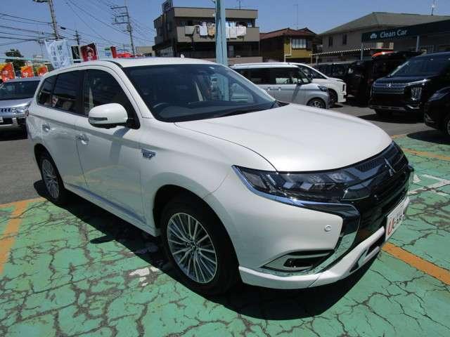 4WD 2.4G 11インチメモリーナビ バックカメラ 禁煙(5枚目)