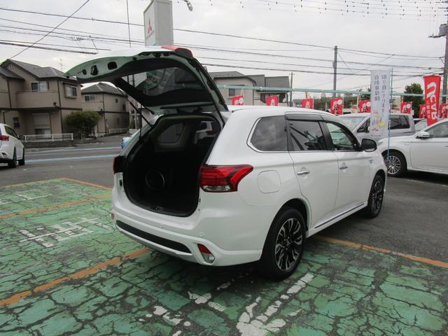 Gプレミアムパッケージ 4WD ハイブリッド 残存率83.8% 純正ナビ 全周囲カメラ ロックフォード AC100V電源 本革シート 衝突被害軽減ブレーキ 誤発進抑制機能 後退時&後側方車両検知警報 禁煙 ETC 1オーナー(55枚目)