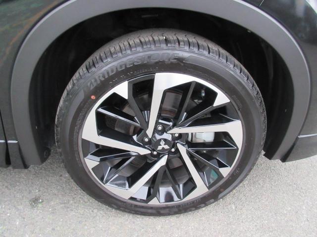 P 4WD マイパイロット 駆動用バッテリー残存率96% 3列シート 7人乗り 本革シート 禁煙車 BOSEサウンドシステム AC100V/1500W電源 9型スマホ連携ナビ 全周囲カメラ ワンオーナー車(20枚目)