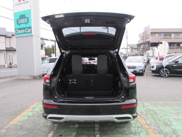 P 4WD マイパイロット 駆動用バッテリー残存率96% 3列シート 7人乗り 本革シート 禁煙車 BOSEサウンドシステム AC100V/1500W電源 9型スマホ連携ナビ 全周囲カメラ ワンオーナー車(58枚目)