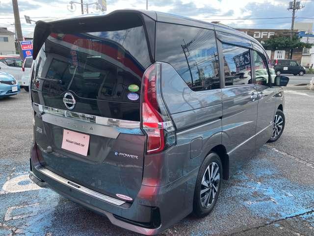 セレナ e-パワー ハイウェイスターV 1.2 e-POWER ハイウェイスター V メモリーナビ アラウンドビューモニター シートヒーター 両側オートスライドドア ETC プロパイロット 後席モニター エマージェンシーブレーキ(2枚目)