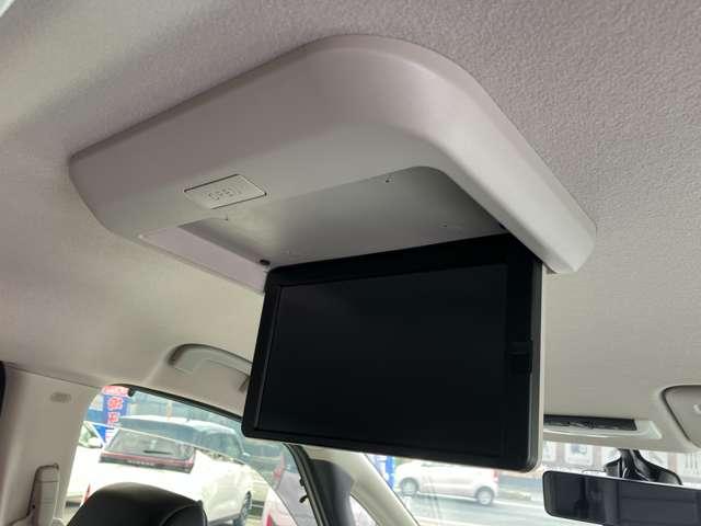 セレナ e-パワー ハイウェイスターV 1.2 e-POWER ハイウェイスター V メモリーナビ アラウンドビューモニター シートヒーター 両側オートスライドドア ETC プロパイロット 後席モニター エマージェンシーブレーキ(7枚目)