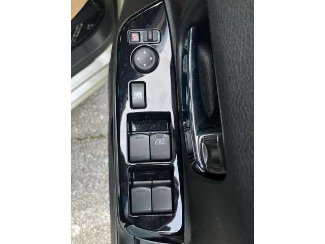 ルークス ハイウェイスター　Ｘ　６６０　ハイウェイスターＸ　当社社用車　メモリーナビ　アラウンドビューモニター　両側オートスライドドア　ドライブレコーダー　プロパイロット　インテリキー　ＬＥＤヘッドライト（18枚目）