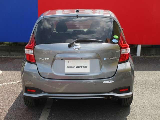 ノート １．２　ｅ－ＰＯＷＥＲ　Ｘ　全周囲カメラ　ワンオーナー禁煙車（17枚目）
