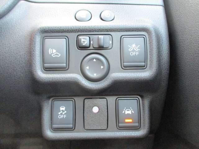 ノート １．２　ｅ－ＰＯＷＥＲ　Ｘ　エアロ装着車　全周囲カメラ　クルコン（10枚目）