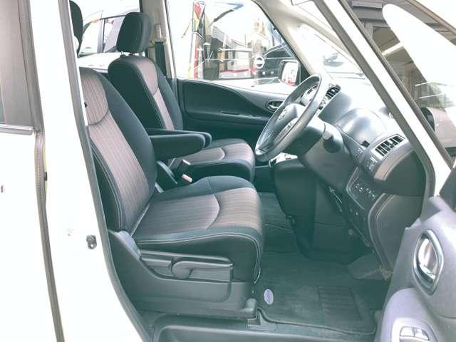 セレナ ２．０　ハイウェイスター　Ｓ－ＨＹＢＲＩＤ　アドバンストセーフティ　パッケージ　全周囲カメラ　クルーズコントロール（15枚目）