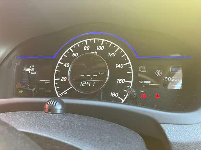 ノート １．２　ｅ－ＰＯＷＥＲ　メダリスト　アラウンドビューモニター　ワンオーナー（5枚目）