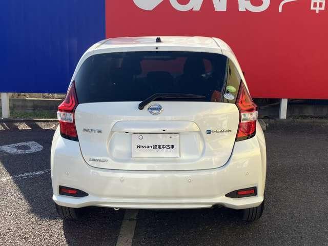 ノート １．２　ｅ－ＰＯＷＥＲ　メダリスト　アラウンドビューモニター　ワンオーナー（17枚目）