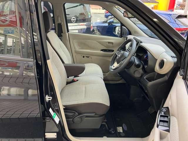 デイズ ６６０　Ｘ　ワンオーナー禁煙車　オートエアコン（14枚目）