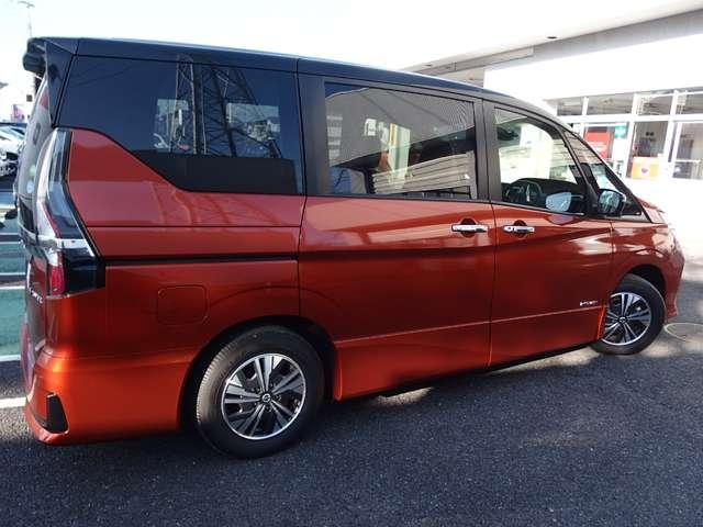 e-パワー ハイウェイスターV 1.2 e-POWER ハイウェイスター V メモリーナビ アラウンドM エマブレ(4枚目)