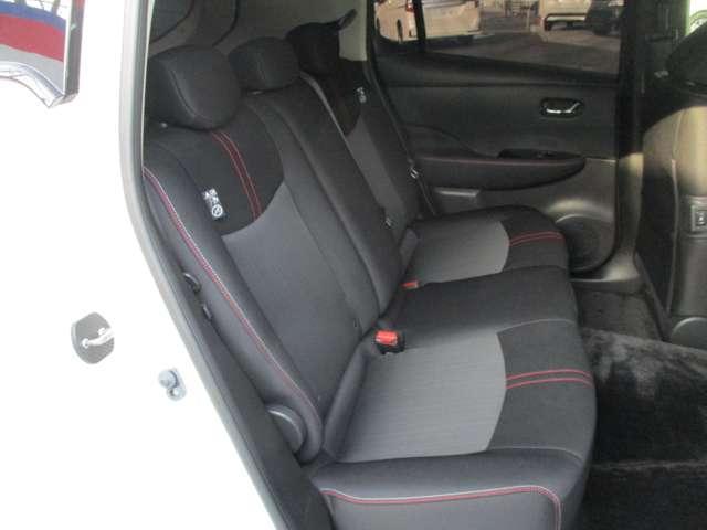 ニスモ NISMO メーカーナビ プロパイロット エマージェンシーブレーキ ドライブレコーダ アラウンドビューモニター スマートルームミラー NISMO専用アルミホイール ワンオーナー 12ヶ月走行無制限保証(25枚目)