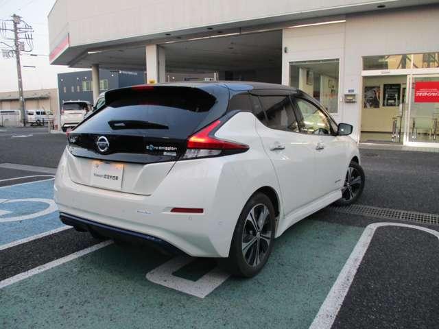 X 禁煙車 メーカーナビ アラウンドビューモニター ETC エマージェンシーブレーキ クルーズコントロール LEDヘッドライト スマートルームミラー VDC シートヒータ 純正アルミホイール ワンオーナー(2枚目)